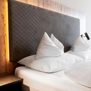Superior Plus Zimmer mit Kingsize-Bett